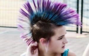 Descubre la magia de los simuladores de color y cortes de cabello