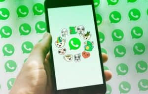 Sticker Maker: Fe en WhatsApp personalizada
