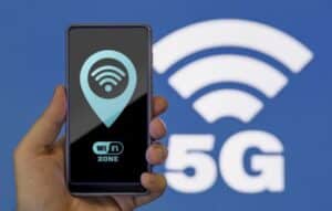 Conexión 5G: Vive la Velocidad Futurista